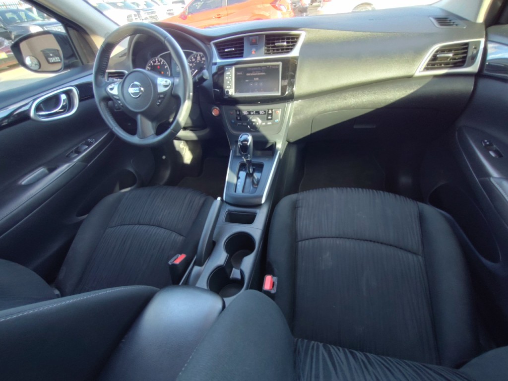 2019 Nissan Sentra Image 35