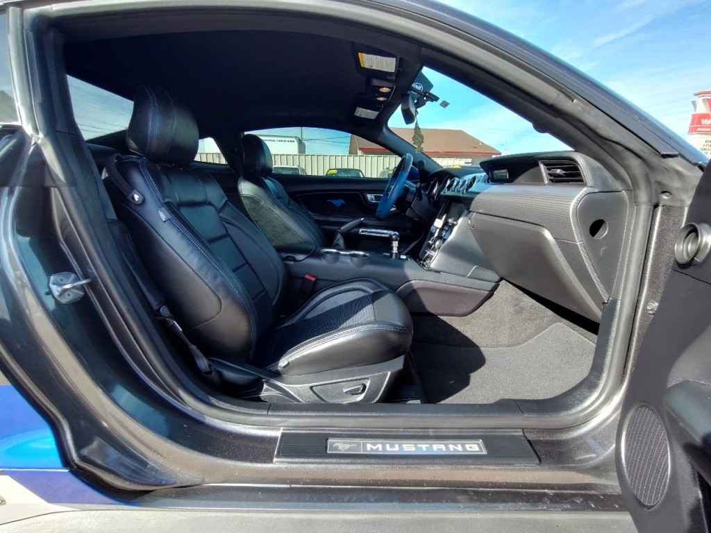 2019 Ford Mustang Image 29