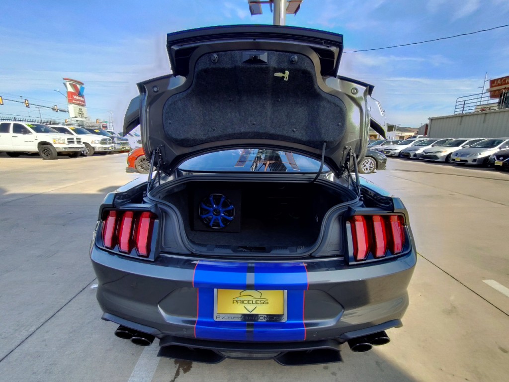 2019 Ford Mustang Image 34