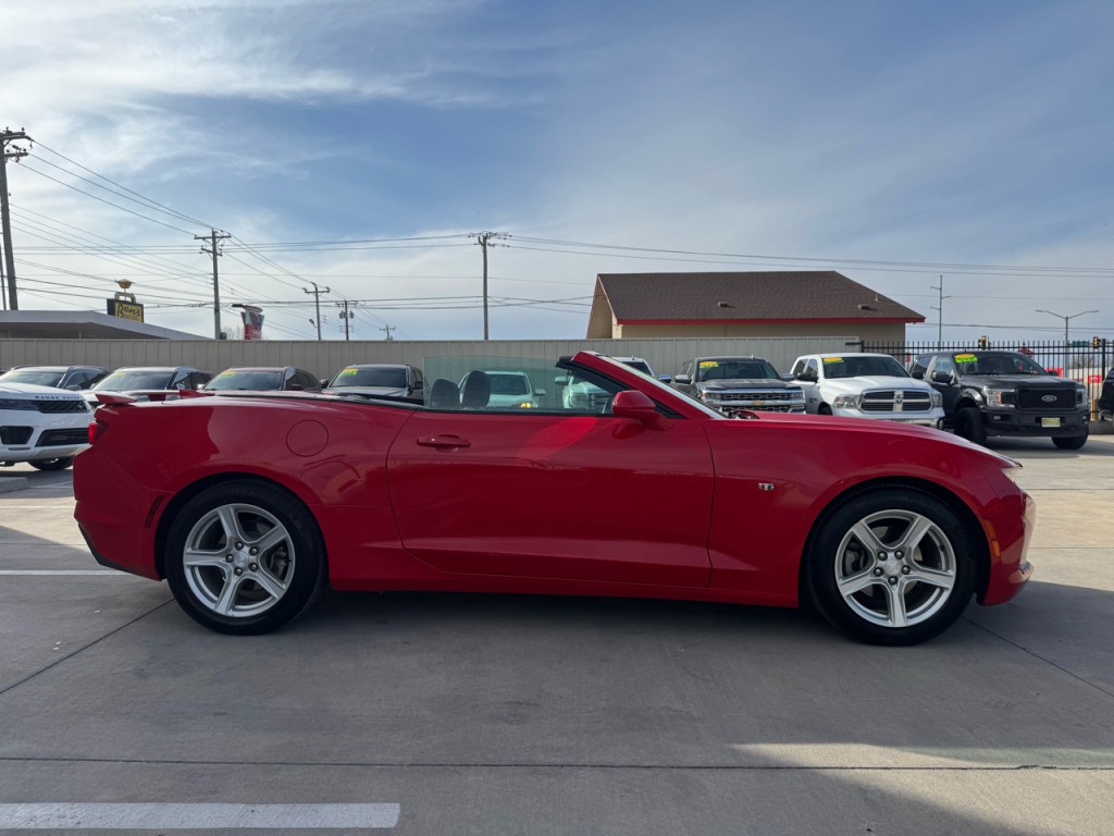 2020 Chevrolet Camaro Image 3