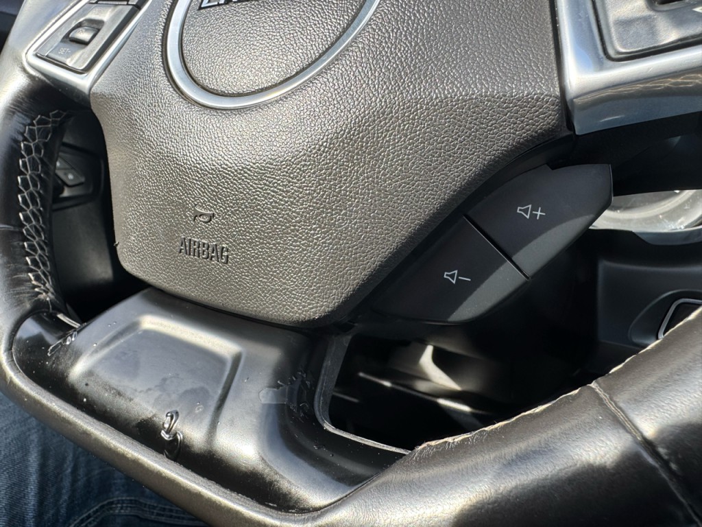 2020 Chevrolet Camaro Image 26