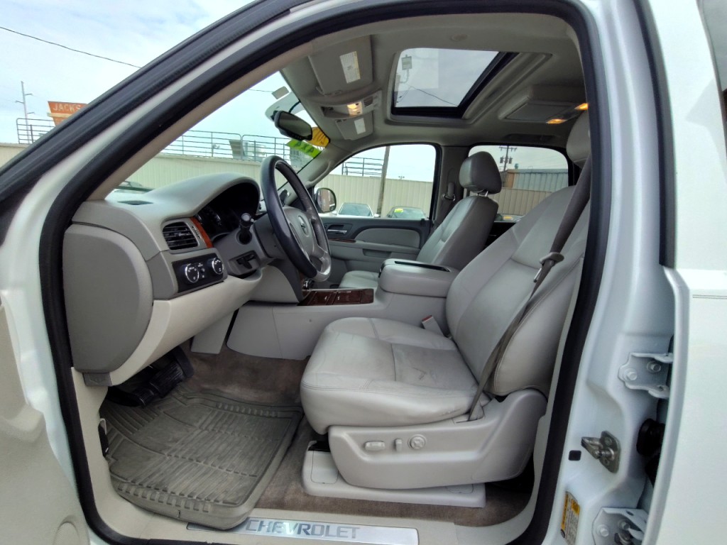 2012 Chevrolet Tahoe Image 15