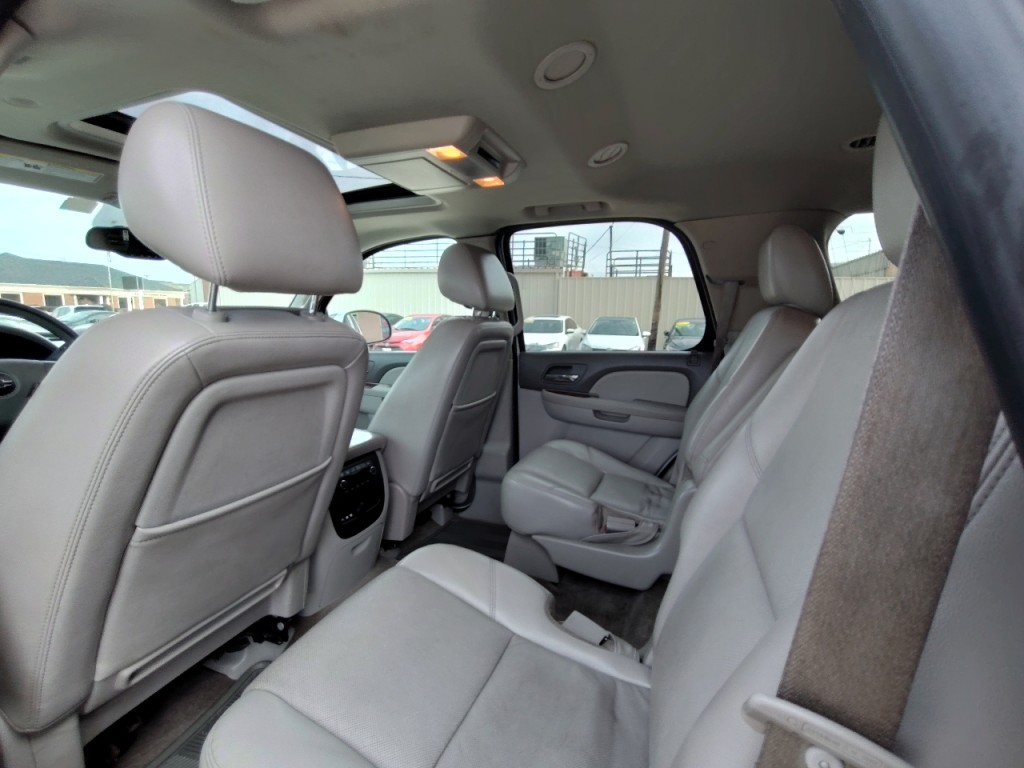 2012 Chevrolet Tahoe Image 32