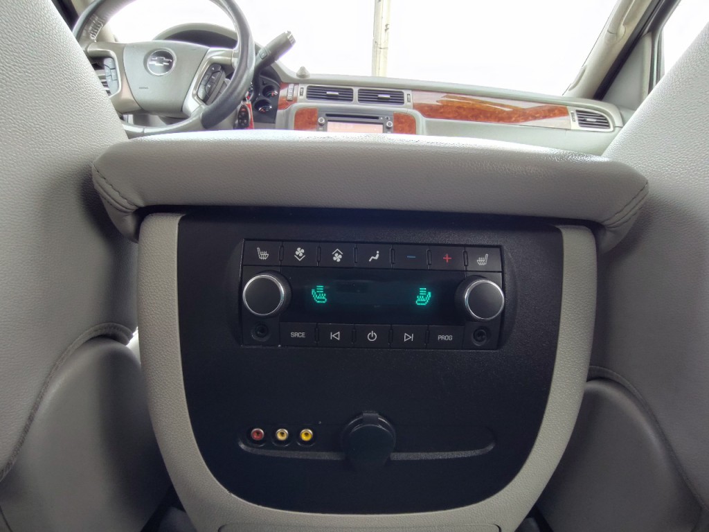 2012 Chevrolet Tahoe Image 35