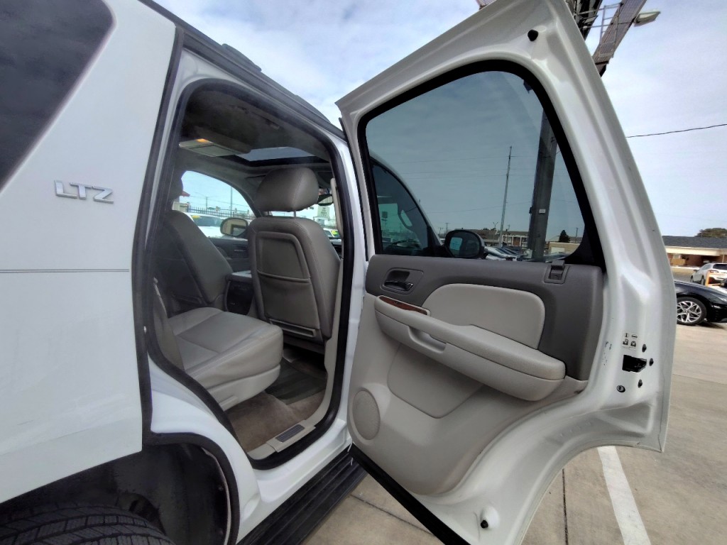 2012 Chevrolet Tahoe Image 39