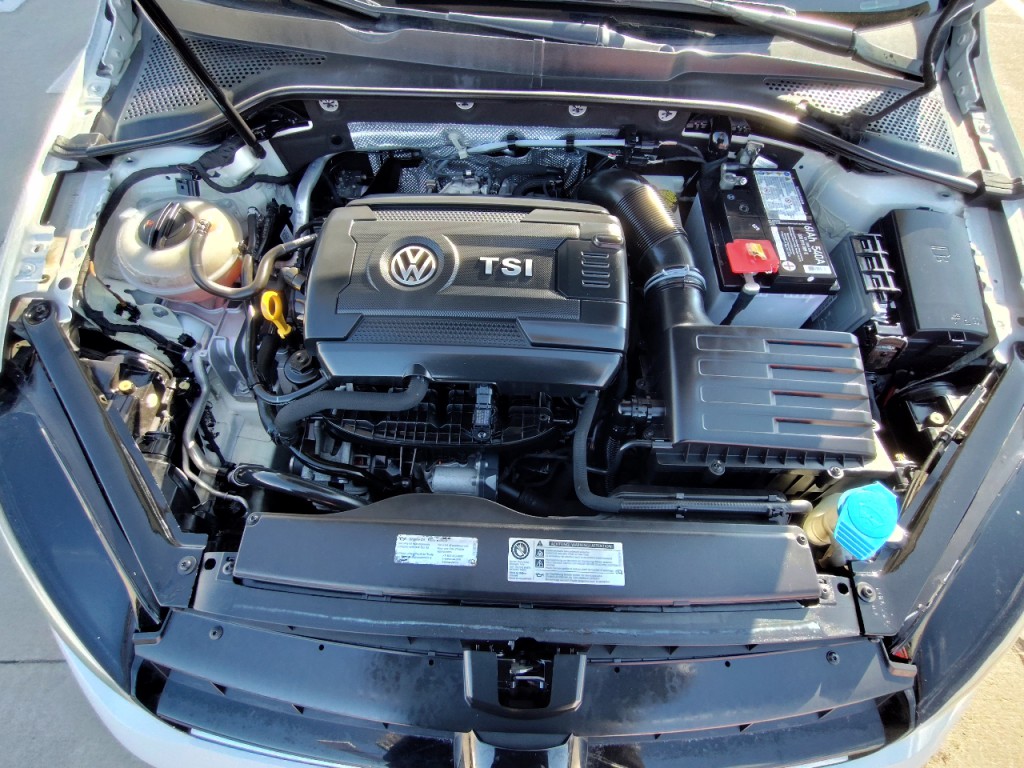 2016 Volkswagen Golf Image 54