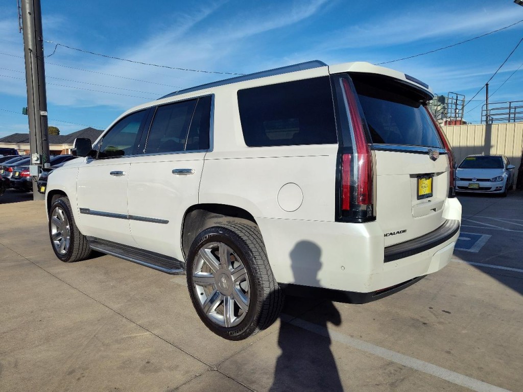 2019 Cadillac Escalade Image 6