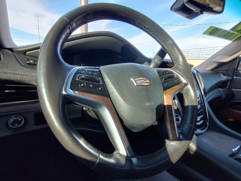 2019 Cadillac Escalade Image 18