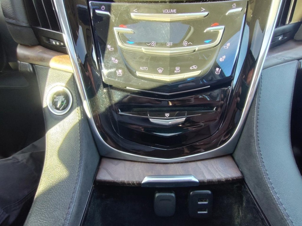 2019 Cadillac Escalade Image 23