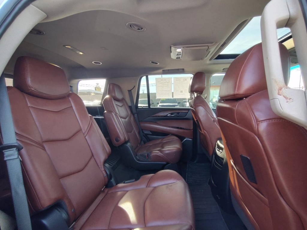 2019 Cadillac Escalade Image 45