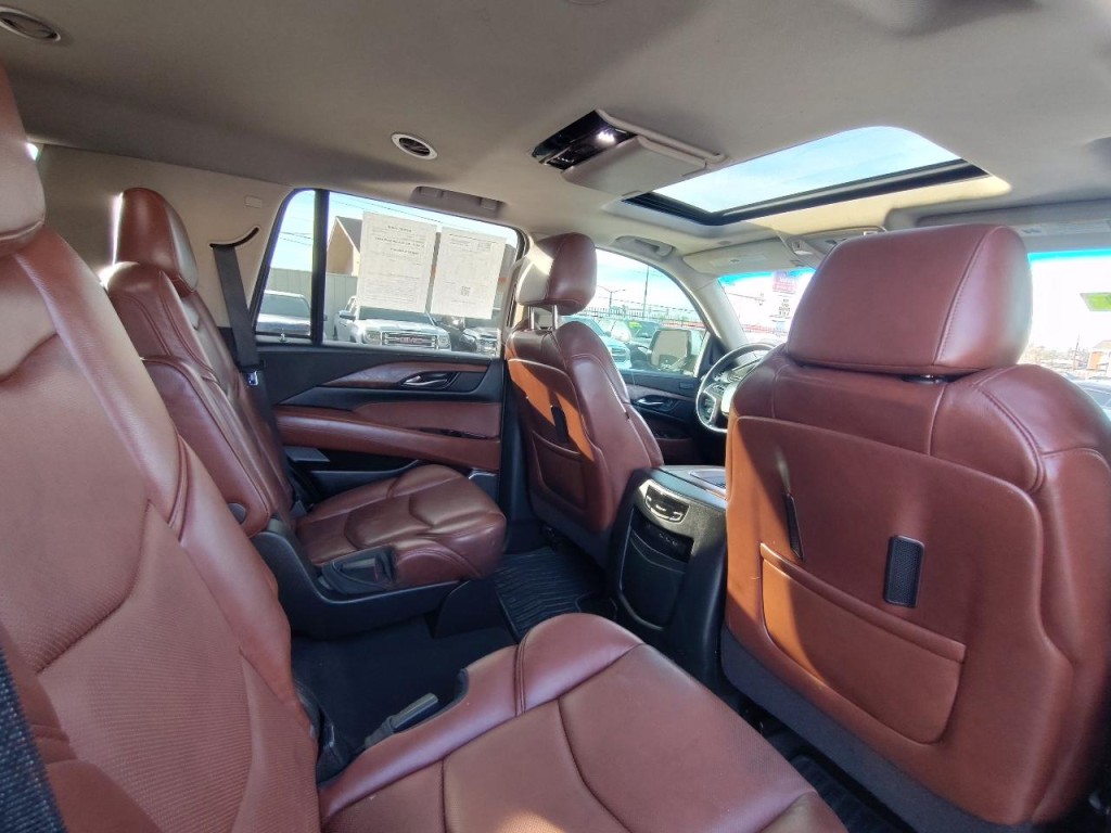 2019 Cadillac Escalade Image 47