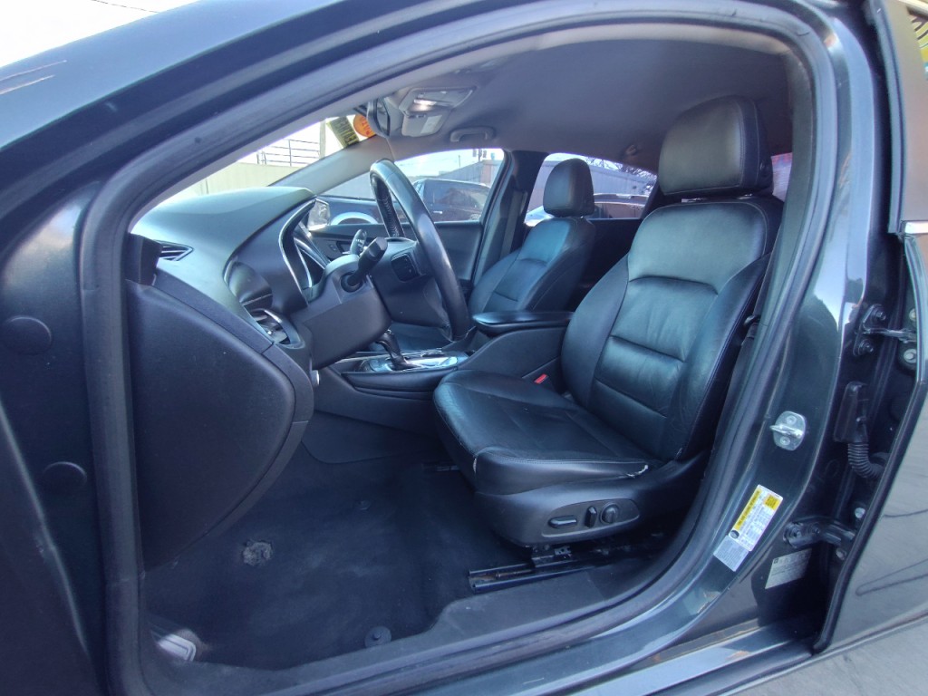 2016 Chevrolet Malibu Image 15