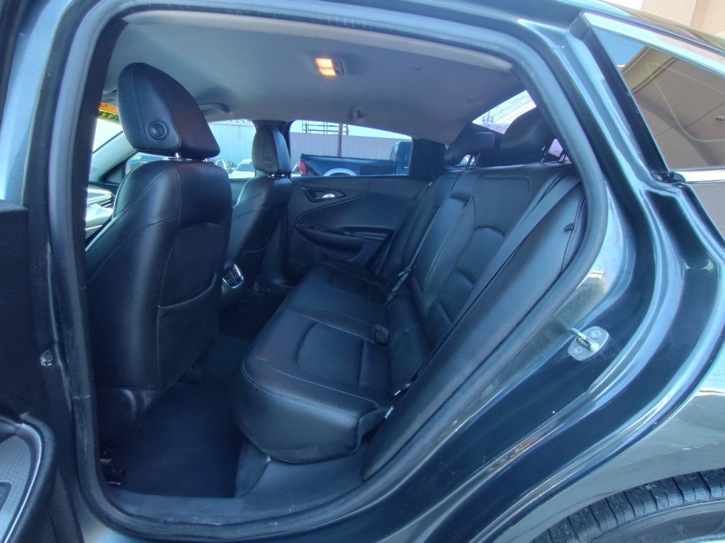 2016 Chevrolet Malibu Image 30