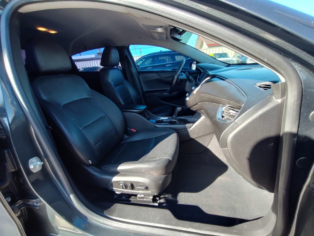 2016 Chevrolet Malibu Image 42