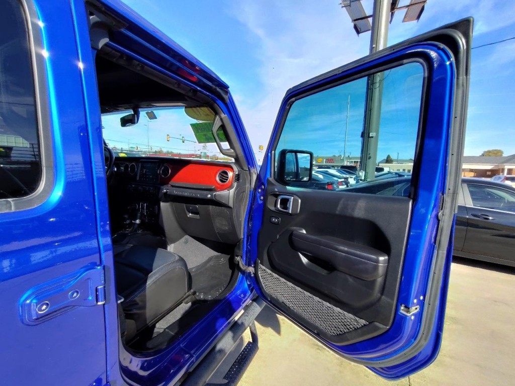 2020 Jeep Wrangler Image 40