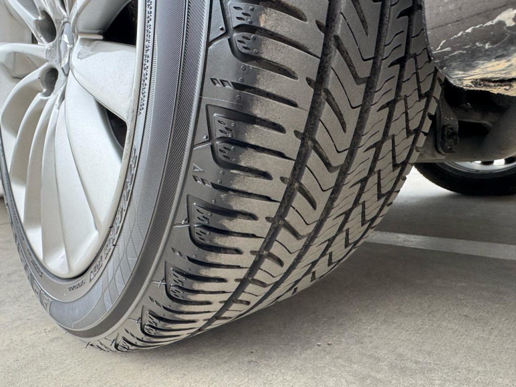 2016 Hyundai Equus Image 13