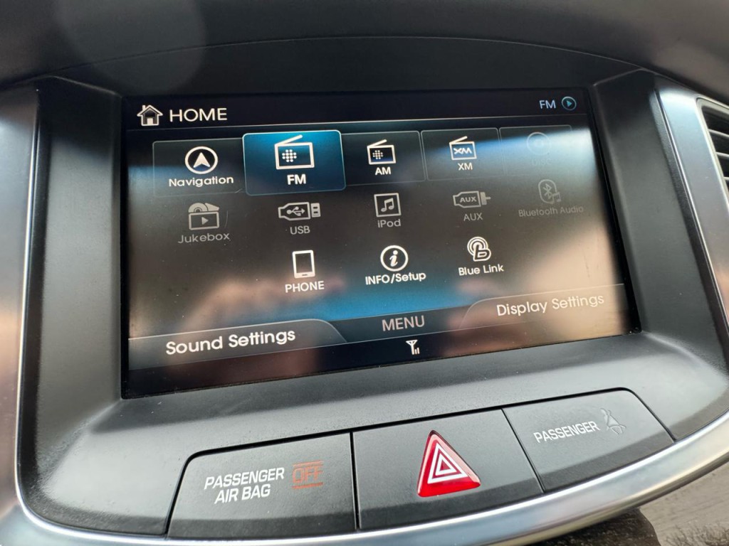 2016 Hyundai Equus Image 33