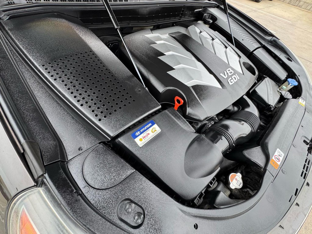 2016 Hyundai Equus Image 66