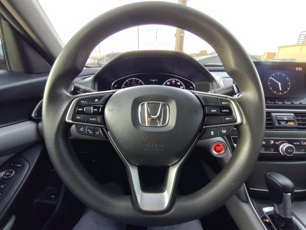 2019 Honda Accord Image 17