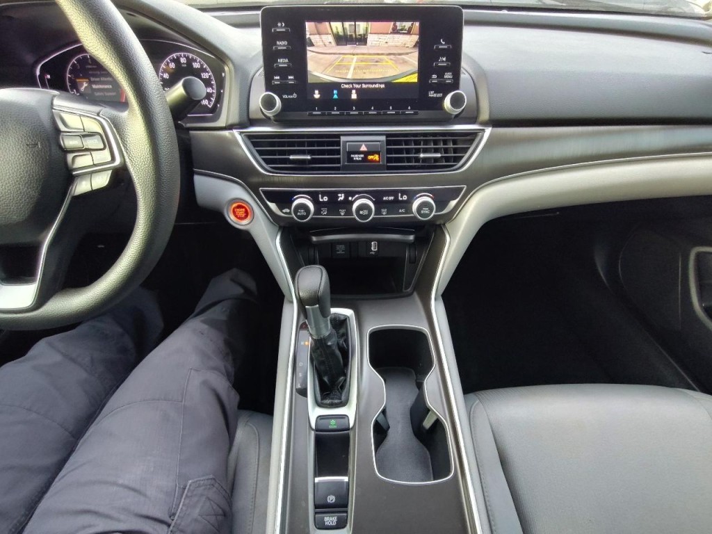 2019 Honda Accord Image 22