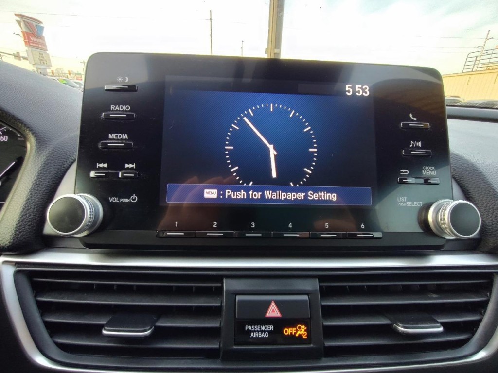 2019 Honda Accord Image 26