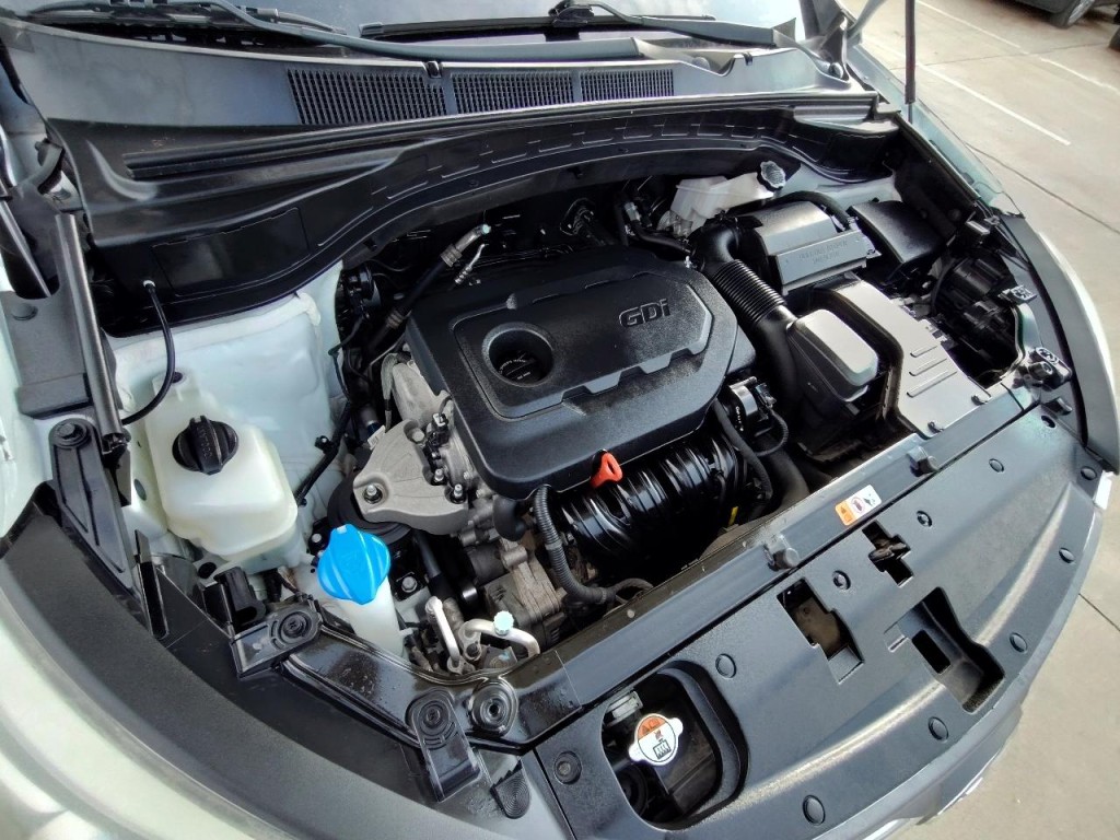 2018 Hyundai Santa Fe Image 12