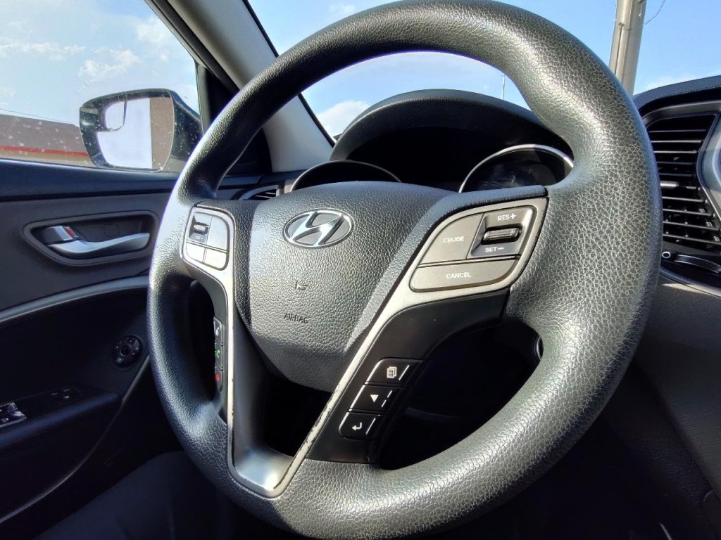 2018 Hyundai Santa Fe Image 19