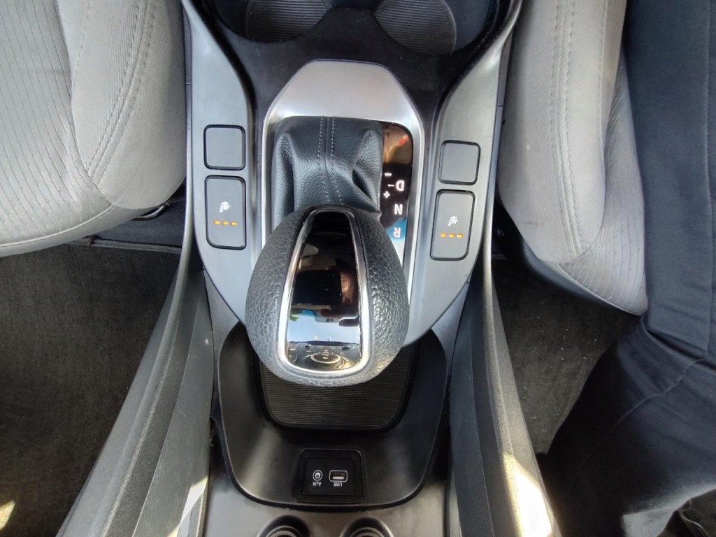 2018 Hyundai Santa Fe Image 22