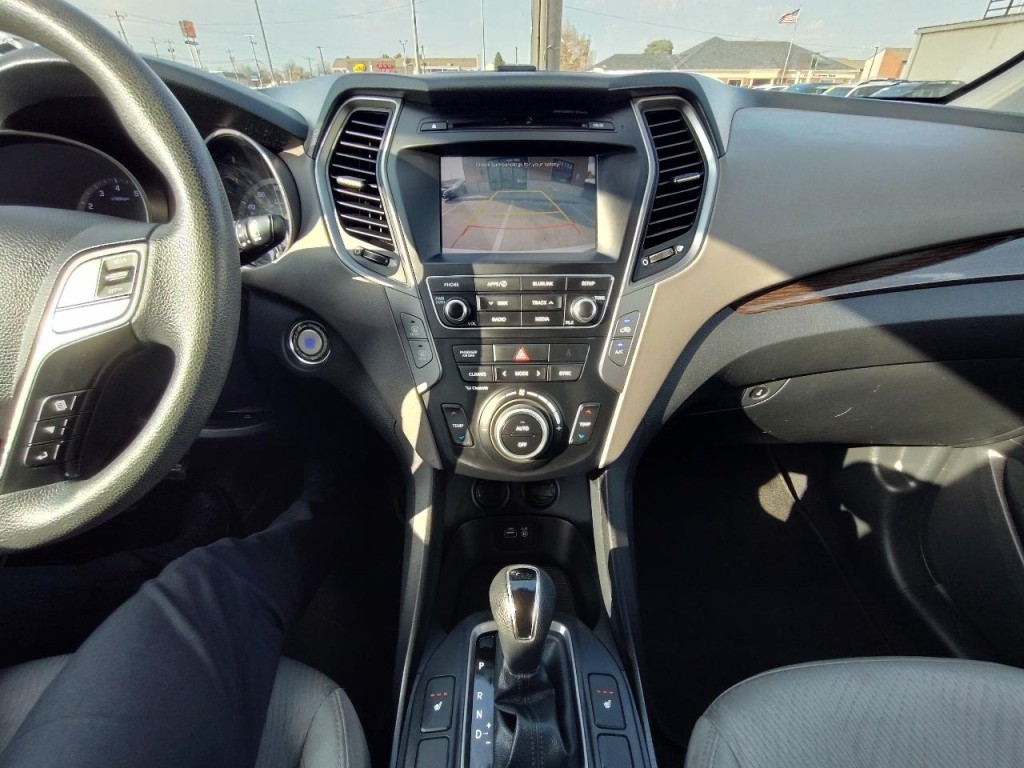 2018 Hyundai Santa Fe Image 26