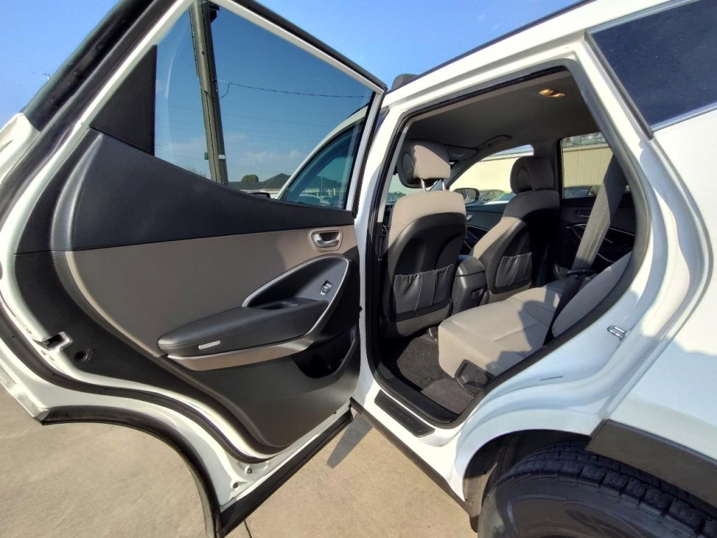 2018 Hyundai Santa Fe Image 33