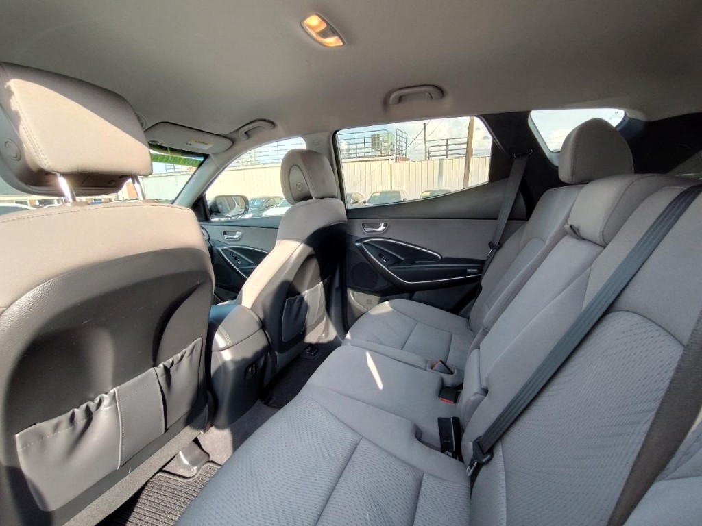 2018 Hyundai Santa Fe Image 36