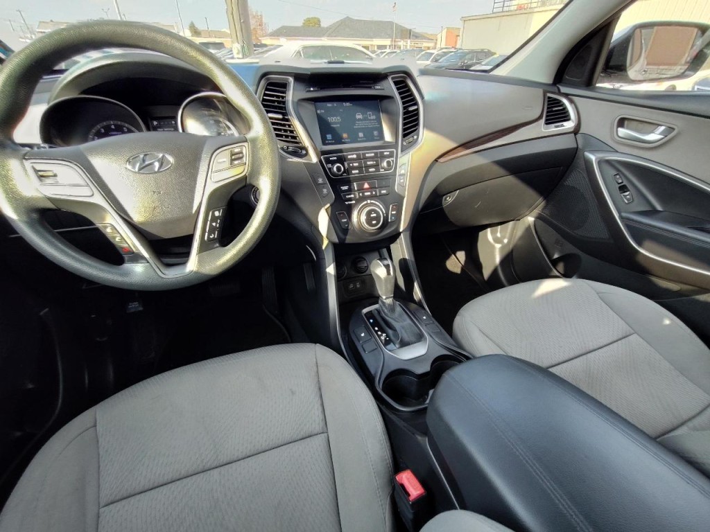 2018 Hyundai Santa Fe Image 38