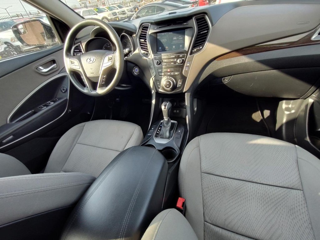 2018 Hyundai Santa Fe Image 39