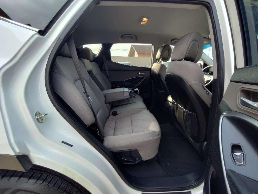 2018 Hyundai Santa Fe Image 41