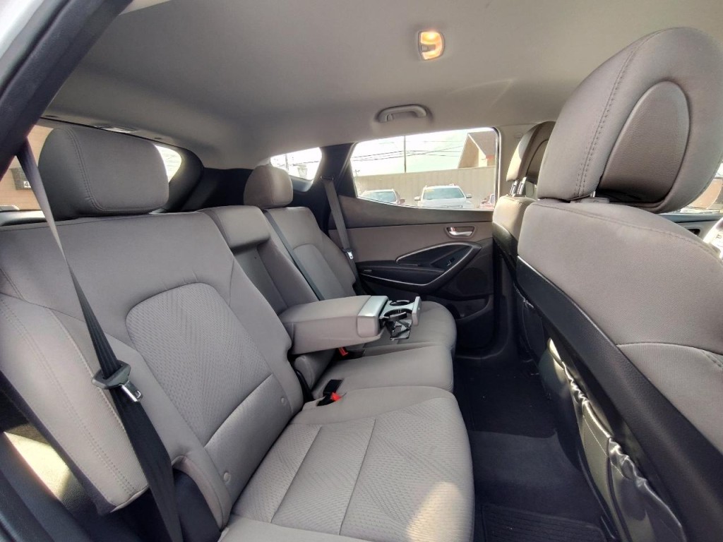 2018 Hyundai Santa Fe Image 42