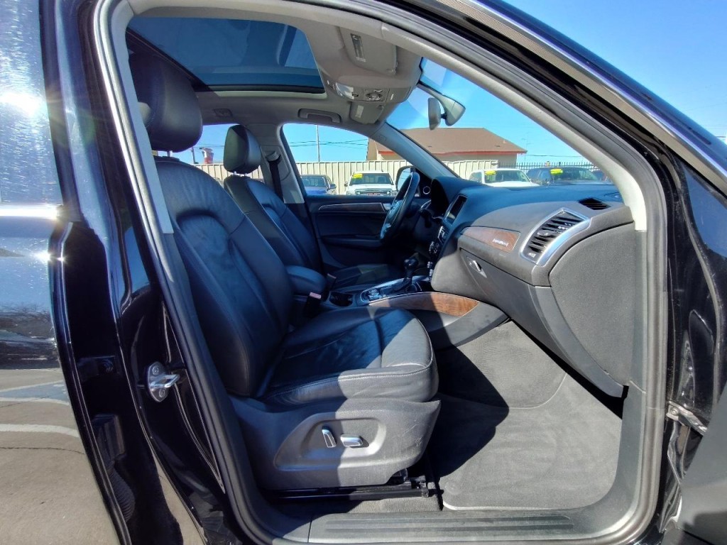 2016 Audi Q5 Image 48