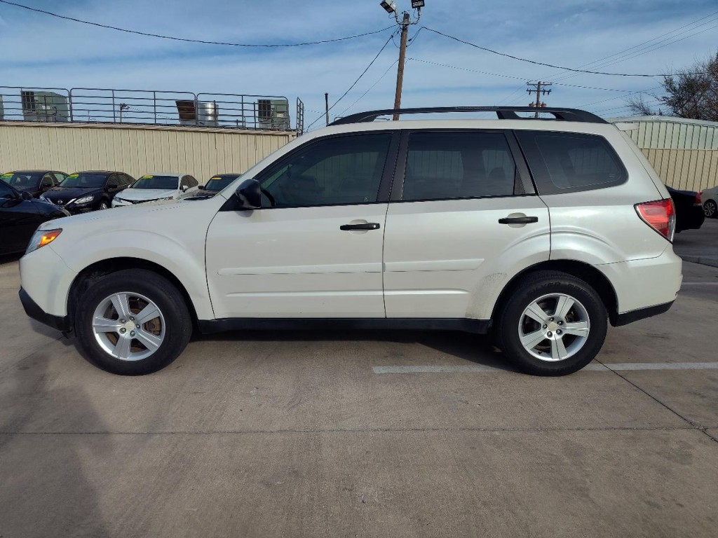 2012 Subaru Forester Image 7