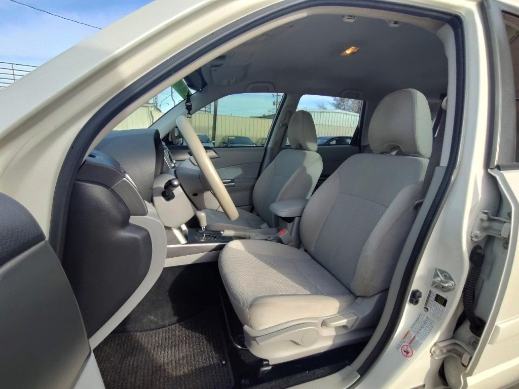 2012 Subaru Forester Image 15