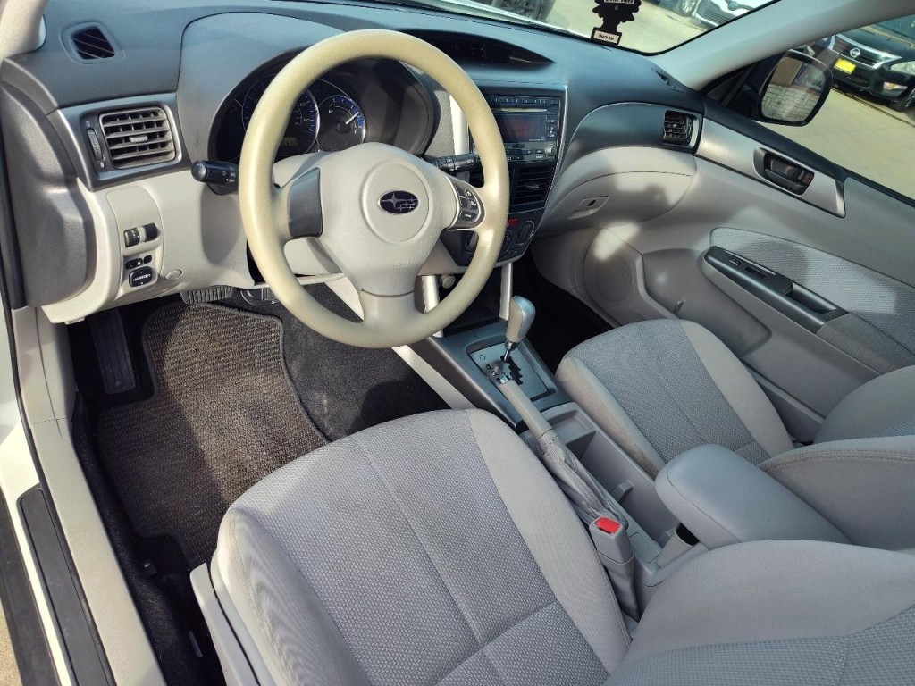 2012 Subaru Forester Image 16