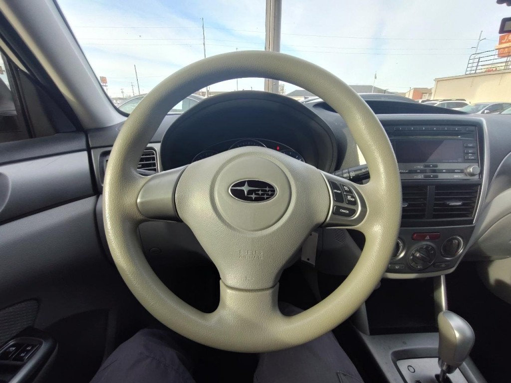 2012 Subaru Forester Image 17