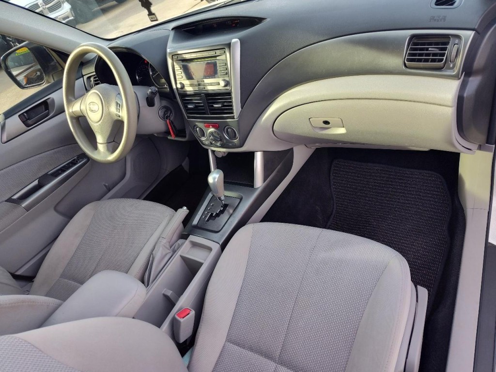 2012 Subaru Forester Image 38