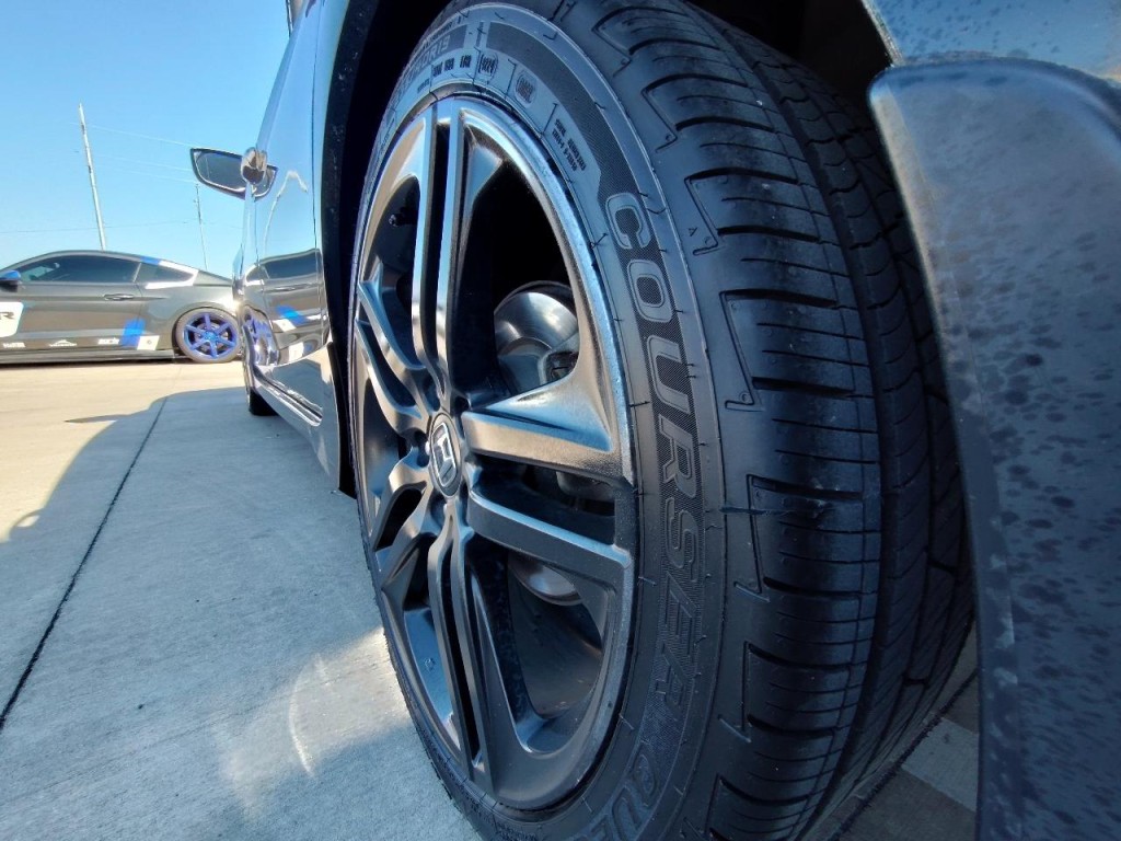 2016 Honda Accord Image 11