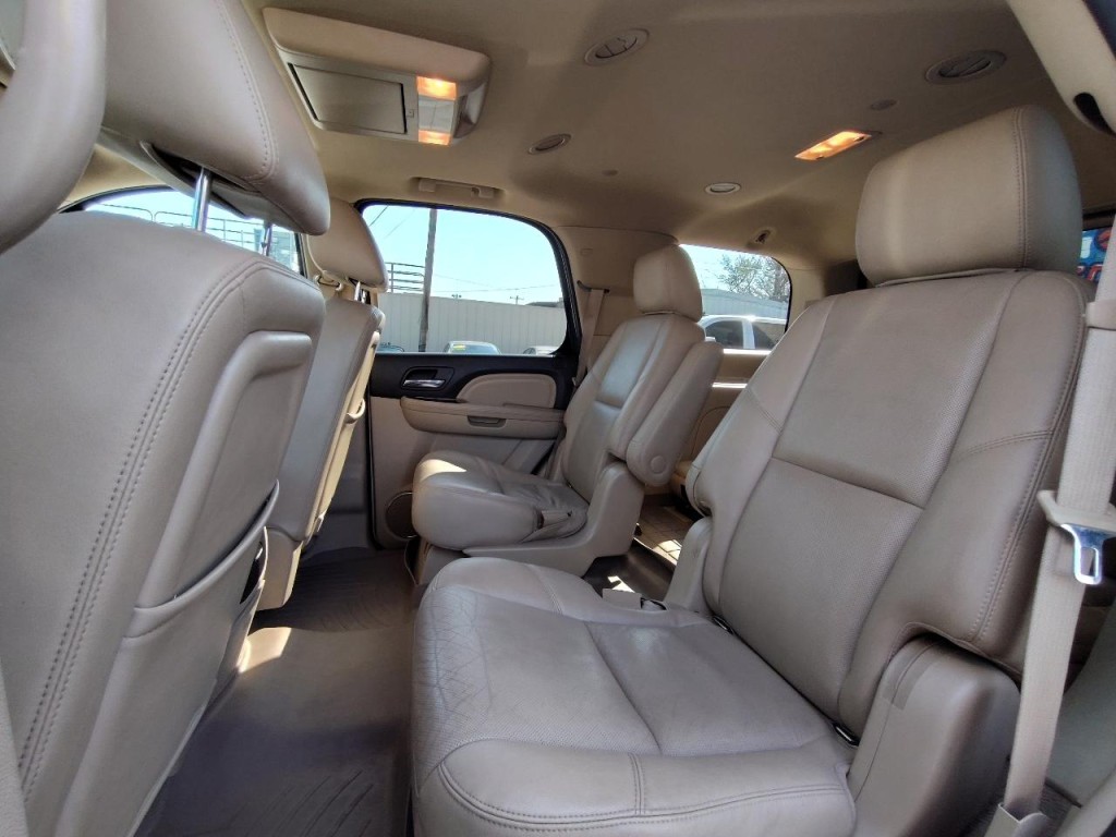 2011 GMC Yukon Image 33