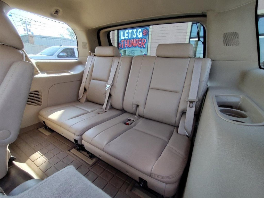 2011 GMC Yukon Image 35