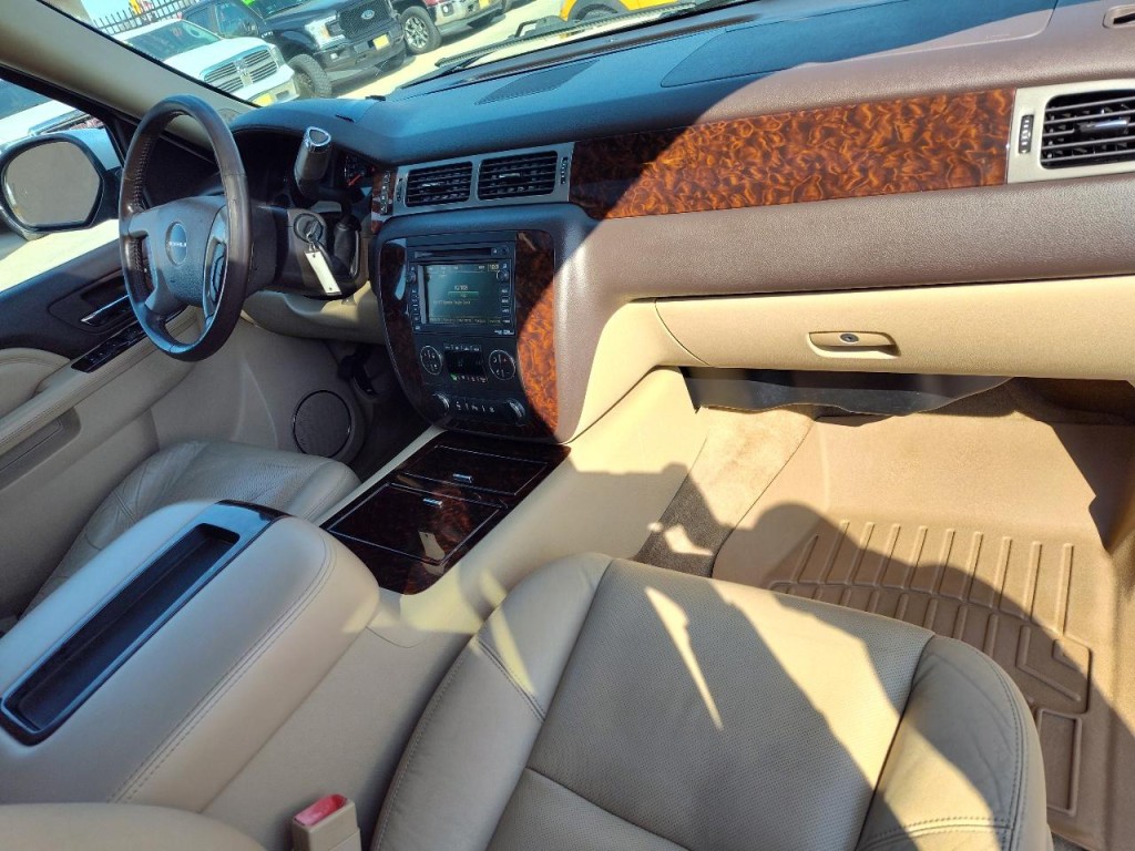 2011 GMC Yukon Image 49