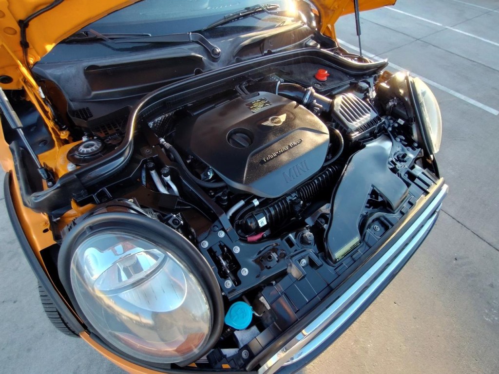 2014 MINI Cooper Image 13