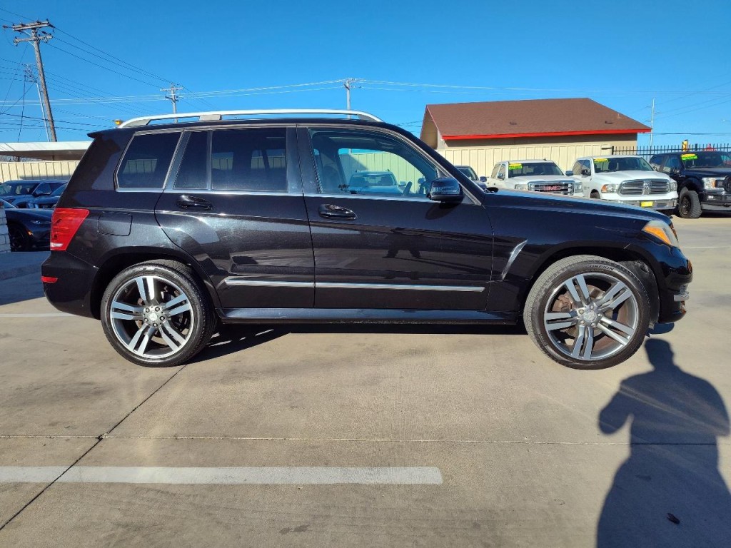 2013 Mercedes-Benz GLK-Class Image 3