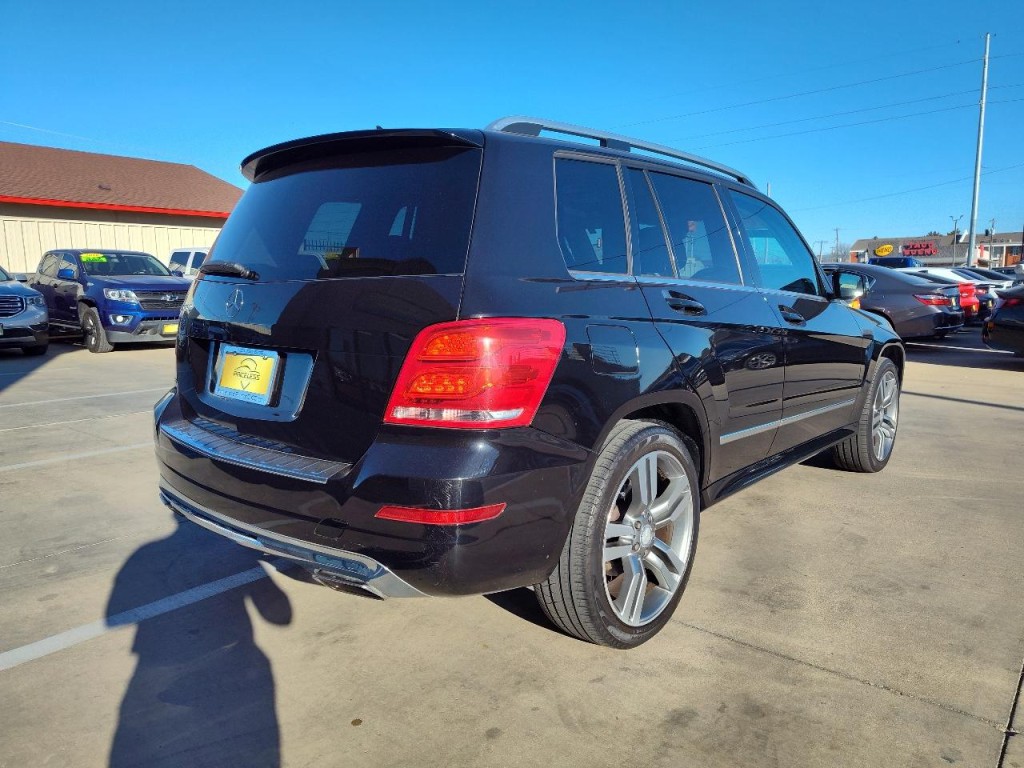 2013 Mercedes-Benz GLK-Class Image 4