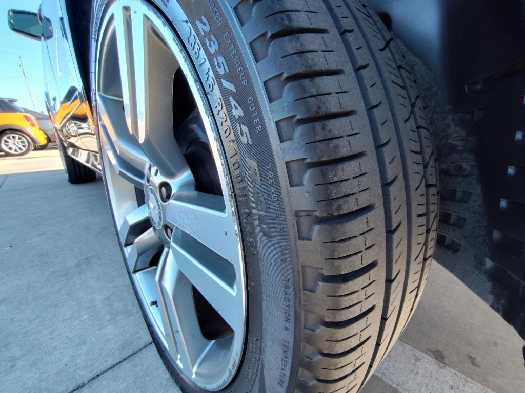 2013 Mercedes-Benz GLK-Class Image 11