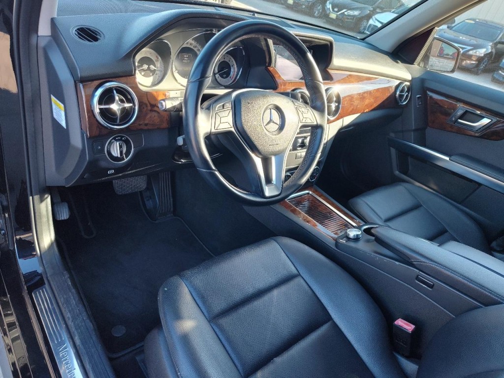 2013 Mercedes-Benz GLK-Class Image 16